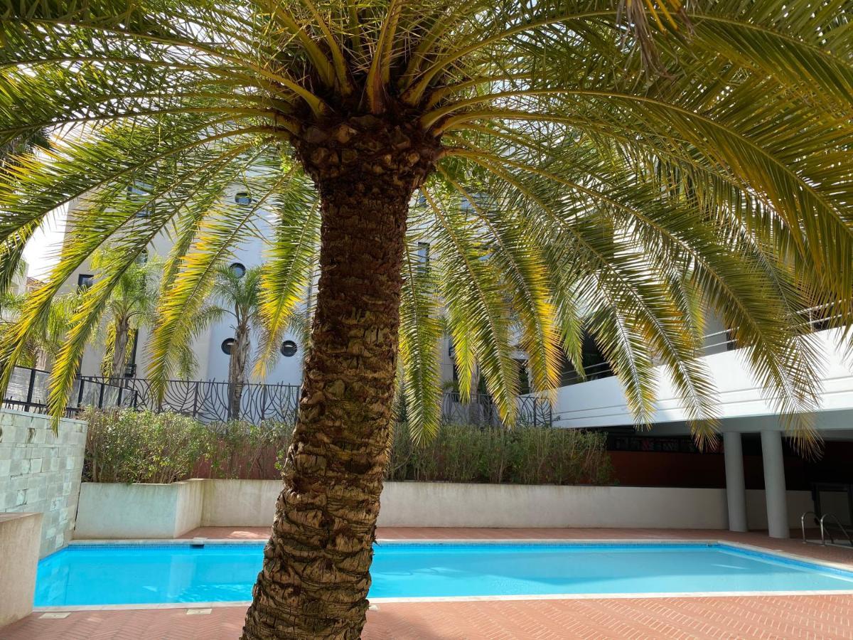 Appartement 2 Pieces Terrasse Piscine Californie *